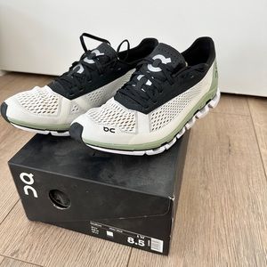 On Running Cloudboom carbon plated